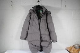 A Beneton grey long puffer coat with removeable sleeves (size M).