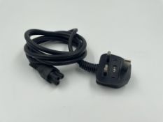 Fifty pre-owned clover leaf power leads.