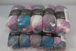 Three Packs of Five Batik Wollbiene Farbe 2030 100g Balls.