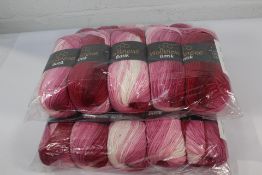 Three Packs of Five Batik Wollbiene Farbe 5300 100g Balls.