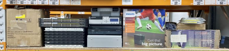 Assorted electrical items (All items sold as seen).