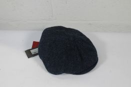 Arran Harris Tweed 8-Piece Cap in Blue/Black, Size L - 60cm.