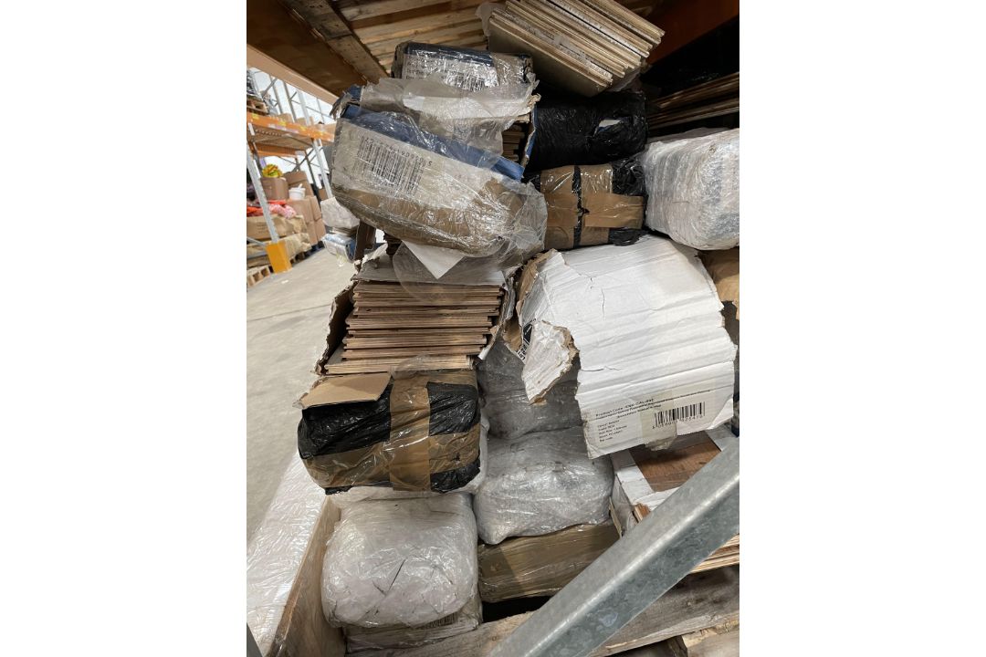 A Large Quantity of Assorted Flooring (Viewing Advised, Some Packs Containing Damage). - Image 5 of 9
