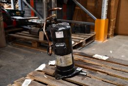 Daikin, JT100G-VD@T3 Compressor, Black. No box