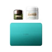 A La Mer The Multitudes of Moisture Beauty Set (EAN 747930147374).