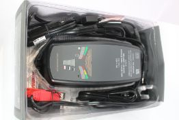 Aston Martin Automatic Battery Charger And Maintainer 12V Boxed Unsealed.