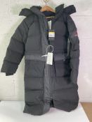 Air Jordan Down Parka CV2480-010, women's (Via Luisaviaroma) - Black - Small.