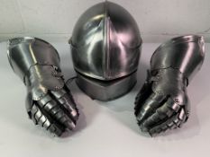 1480 German Schaller with Plate Gloves, both made from steel. Produced by Battle Merchant. Pre-owned