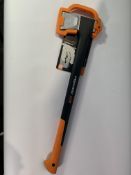 A Fiskars X21 Splitting Axe. As New.