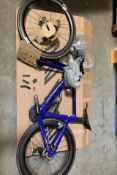 Canyon Aeroad CF SLX 8 Force AXS, Dark Blue, Frame Size XS. Pre-owned with box (No Pedals).