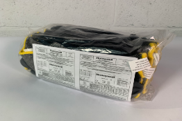 Ten packs of Honeywell Polytril Air Comfort Gloves (10 per pack), Assorted Sizes. As New in bag.