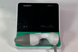 Verathon BladderScan Prime Plus REF: 0570-0346. Pre-owned. Not all parts are present, small crack on