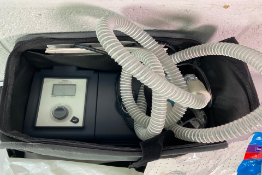 Philips Respironice System One REMstar Auto with accessories (SN H02785079 33C3).