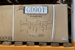 Lassic Kendal 4-piece Ratten Set (GD901). Boxed.