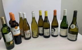 Twelve assorted White Wines to include Gloria Godello 2022, 750ml, Joel Gott Oregon Pinot Gris 2021,