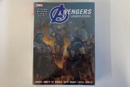 Marvel Omnibus - Avengers by Jonathan Hickman Vol 2. in wrapper (Hardback).