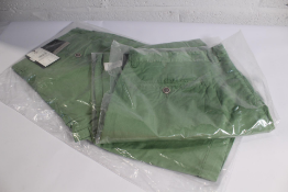 Two Fynch - Hatton Spring Green Modern Fit shorts Size 2 x 40.