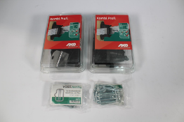 Twenty four AKO Combi Insulator Profi (3 pcs) corners and T-fencing and ten packs of Voss Tape Conne