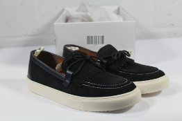 Kurt Geiger Massa Casuals Shoes in Navy Suede, Size 41 (Box damaged).