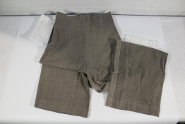 A pair of women's Cortana Virgin Wool Pants - Grey (36, Style: Possibly Felicita).