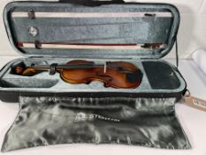 Stentor Graduate Violin - New.