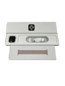 Pre-owned Apple Watch SE (GPS + Cellular, 2022) 40mm in Starlight Aluminium Case with as new Starlig