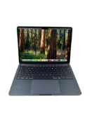Pre-owned Apple MacBook Air (2022) 13.6