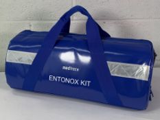 A Meditech Entonox Kit to include Entonox Demand Valve 2m Hose Assy, a Entonox Pin Index Regulator B