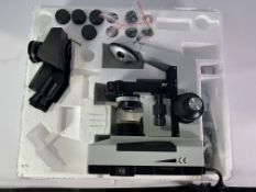 AmScope Lab Clinic Vet Trinocular Microscope (40X-1600X) Preowned (May not be complete)