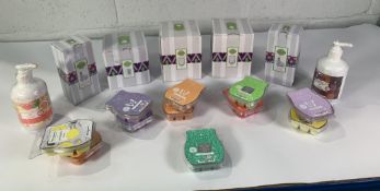 Two Scentsy Geo Wax Dishes, One Etched Core Wax Dish, Two Mini Warmer Bases, Eleven Assorted Wax Mel