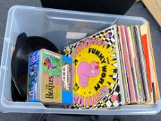 Pre-owned LP's to include Shirley Bassey, Frank Sinatra, Neil Diamond, Chas & Dave, The Moody Blues