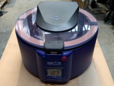 Emcyte Corpration Sapphire Series Centrifuge SC-7500. Pre-owned (screen cracked/touch not functional