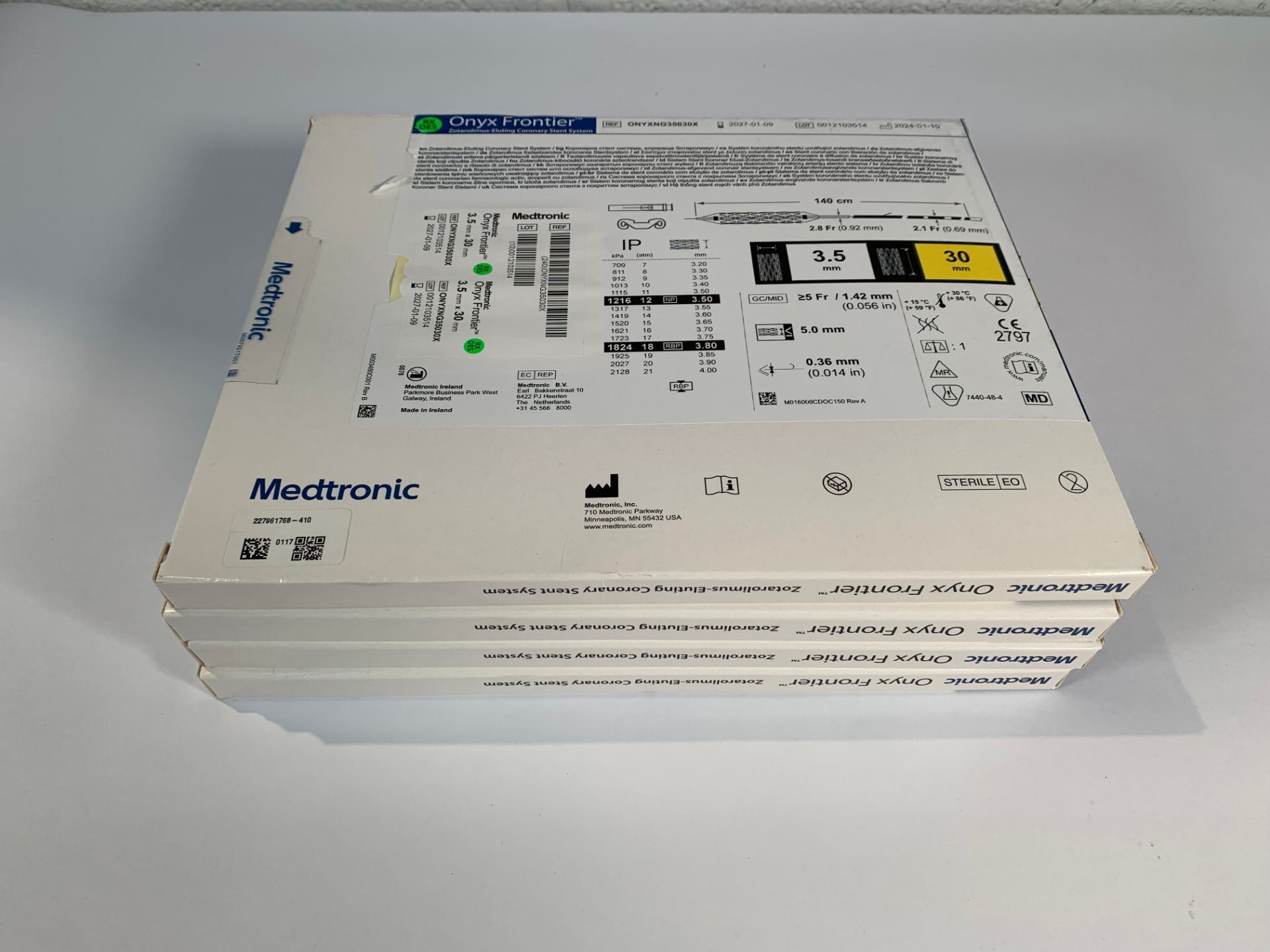 Four Medtronic, Onyx Frontier Zotaroimus-Eluting Coronary Stent System, 3.5mm x 30mm (ONYXNG35030X),