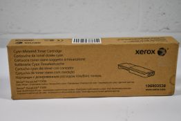 An Xerox 106R03538 Metered Toner Cartridge Extra HC Cyan for VersaLink C400, C405.