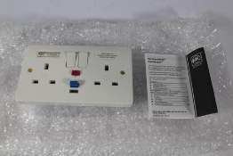 Ten MK K6231WHI RCD White Moulded Sentry Sockets 2 Gang 30mA - Active.