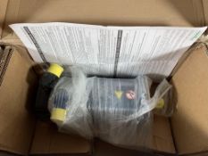 Schneider Electric Servo Motor, Pac Drive Umax 480Vac SH3 100 5, 8Nm, Key, Single, Brake, 90°Conn.IP