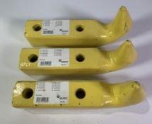 Three Granit Haken Pick Up Yellow Hitches (200120040), has scuff marks.