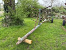 Irrigation pipe trailer, single axle