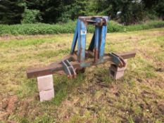 Farm-made Christmas tree lifter, linkage mounted