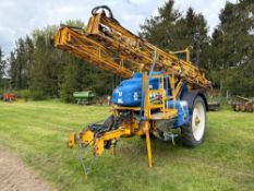 2004 Anglia Sprayers Knight 24m trailed sprayer with 3000l tank, steering drawbar, PTO driven. Seria