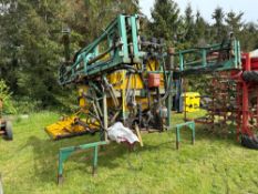 Cleanacres Airflow 18m mounted sprayer with hydraulic lift arms and booms 1000l spray tank with indu