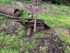 Ransomes single leg subsoiler with disc wheel, linkage mounted, no shoe