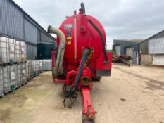 2017 HiSpec TDS 3500 twin axle 3,500 gallon slurry tanker, after market suction funnels, 8