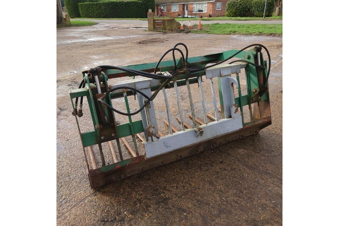 Misc Hydrualic Muck Grab - (Cambridgeshire) - Image 4 of 4
