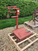 Vintage Avery balance scales