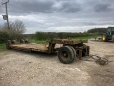 Low loader. Dimensions - 2.65m wide x 5.70m long