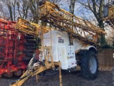 2008 Knight EUA 4000 trailed sprayer, 30m booms