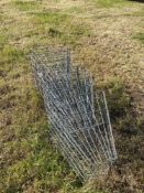 8 No hurdle hay racks