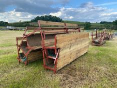 6 No sheep barrier feeders with pins