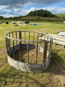 Sheep ring feeder